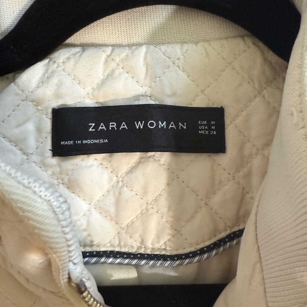 Zara Woman Cream Quilted Outerwear